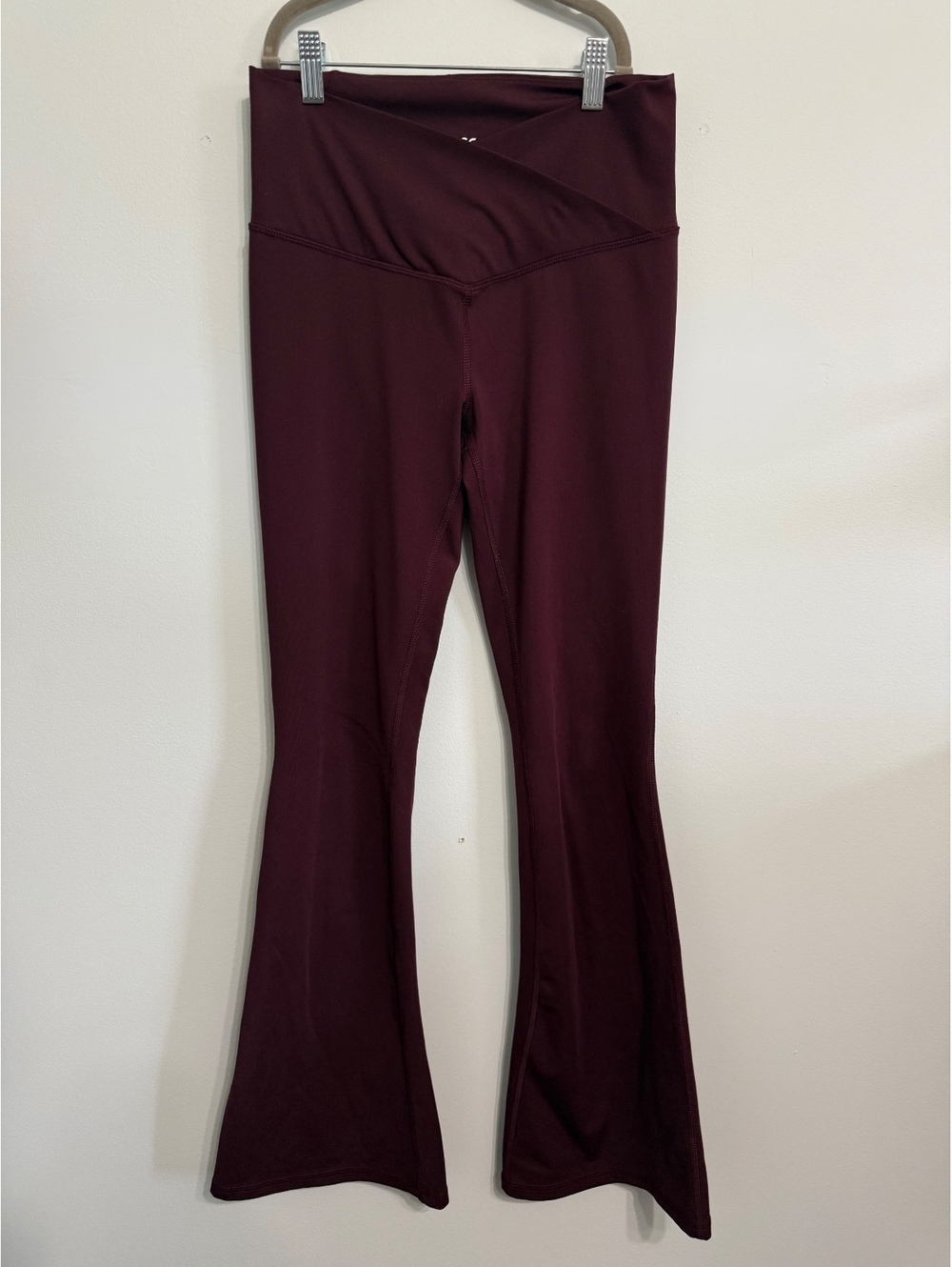 DSG Women's Maroon Crossover Flare Leggings Size Small